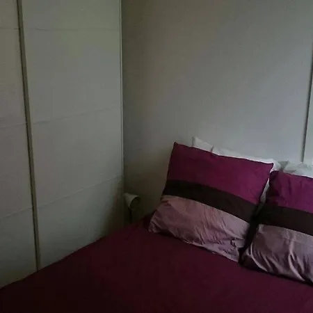 דירה Cozy & Quiet Getaway Just 300m From Paris With Free Private Parking ג'נטילי