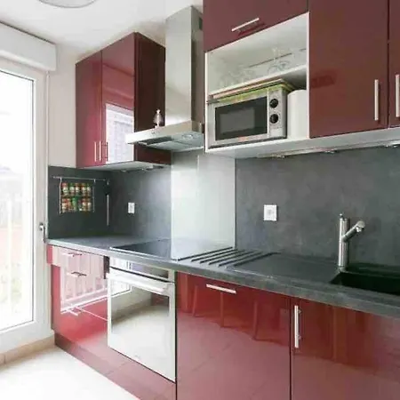 Cozy & Quiet Getaway Just 300m From Paris With Free Private Parking Apartment Gentilly